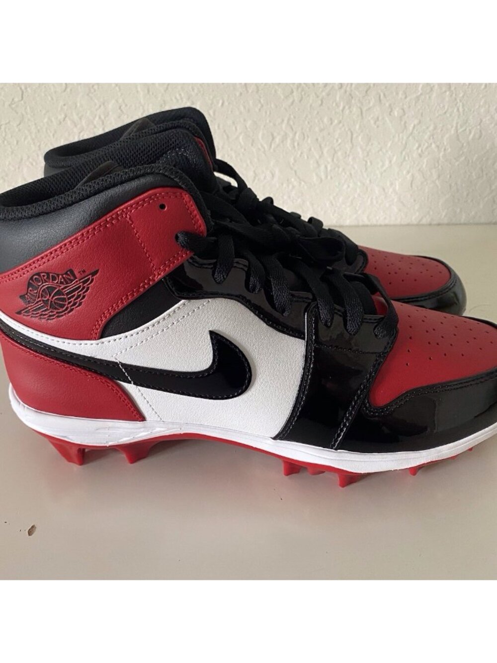 Men’s Sz 10.5 Nike Air Jordan 1 MID TD Red Black Baseball Cleats FJ6805-601 - Picture 4 of 10
